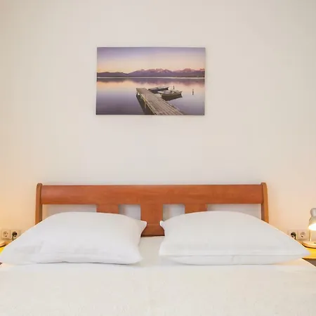 Apartment Smuljic Vrboska Kültér fotó