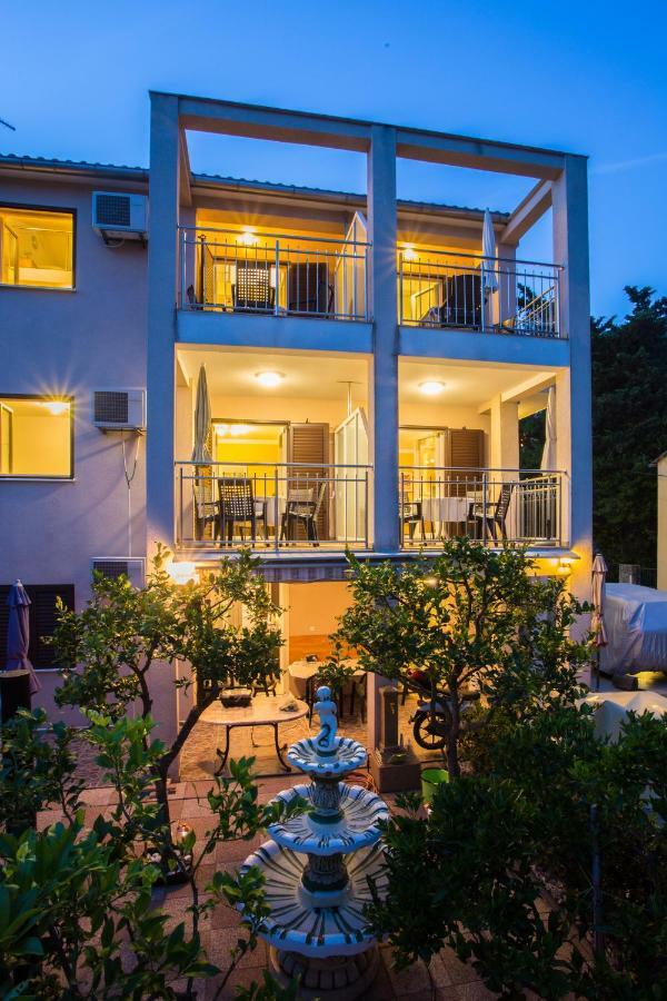 Smuljic Apartment Vrboska