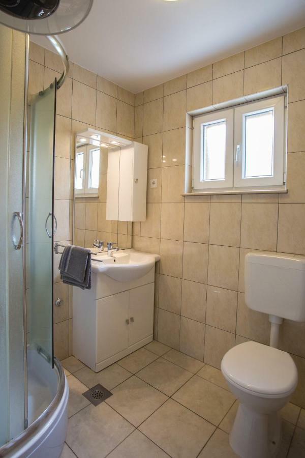 Smuljic Apartment Vrboska